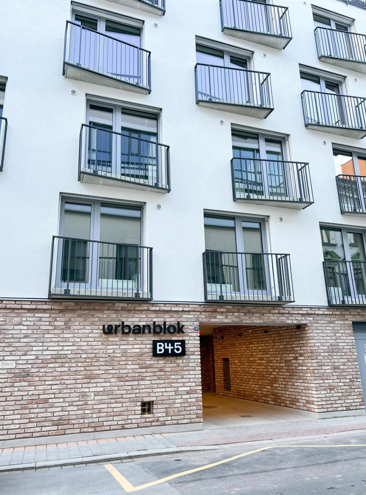 Celestial Apartments ברנו מראה חיצוני תמונה